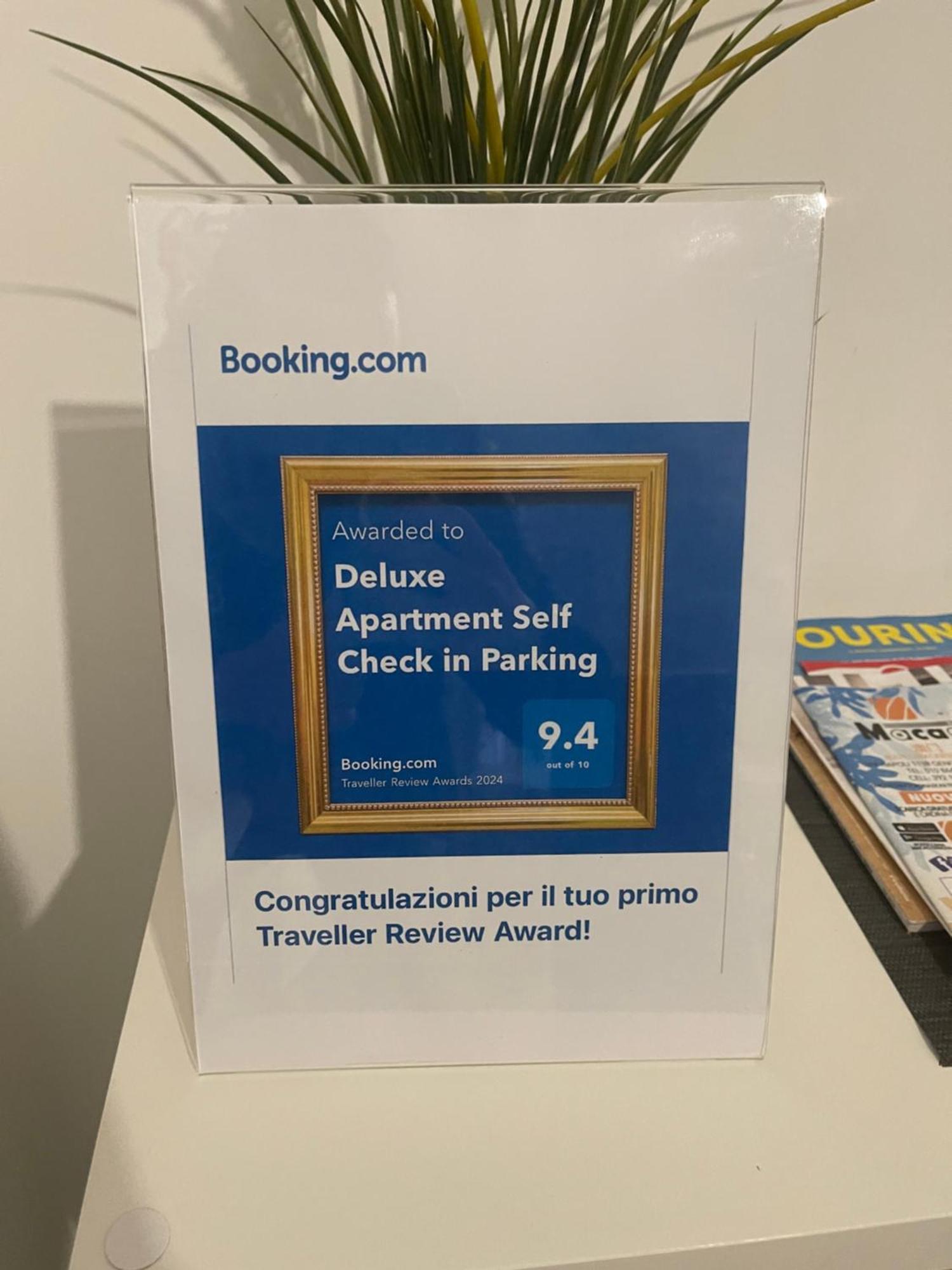 Deluxe Apartment Self Check In Parking เจนัว ภายนอก รูปภาพ