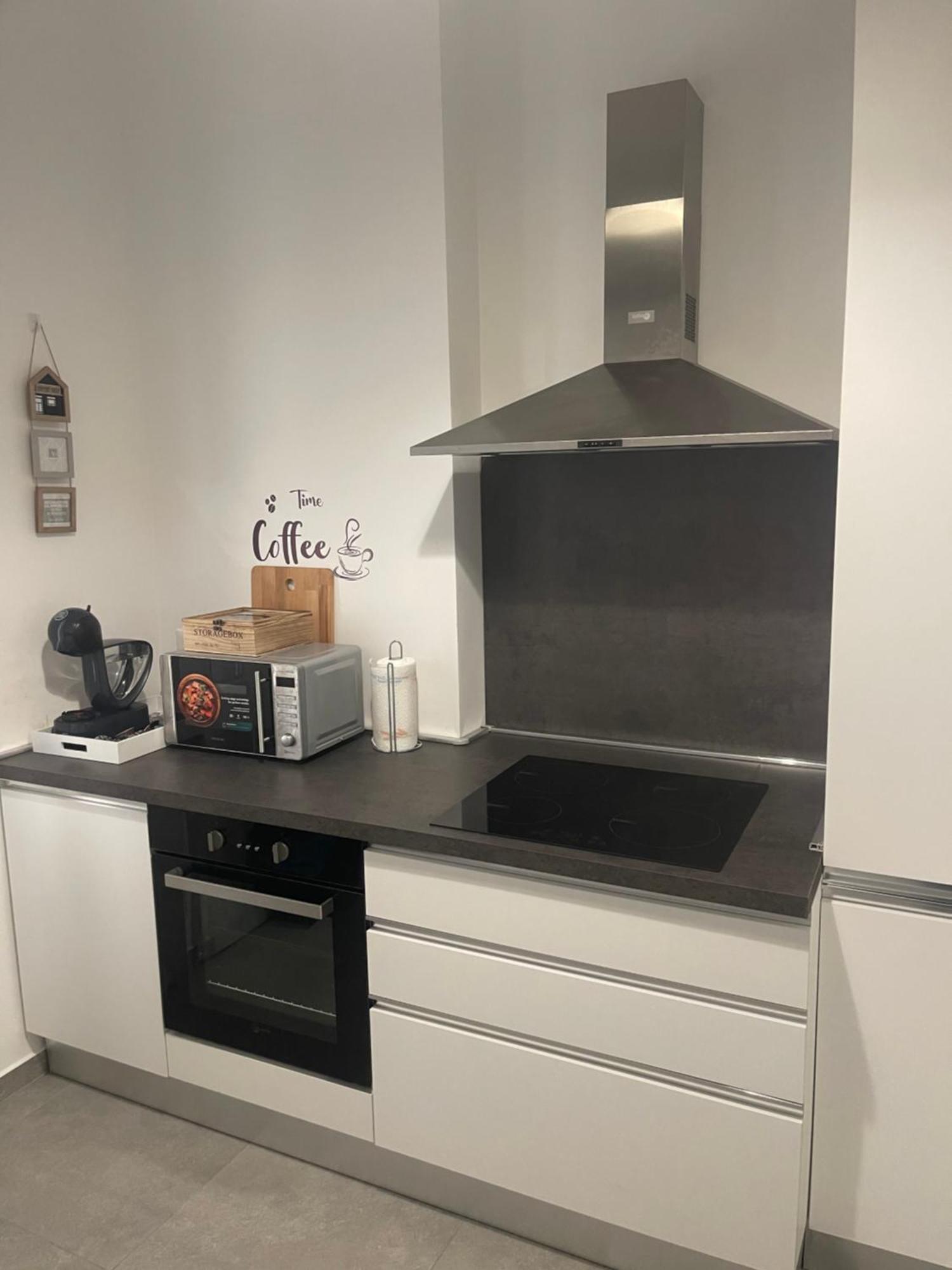 Deluxe Apartment Self Check In Parking เจนัว ภายนอก รูปภาพ